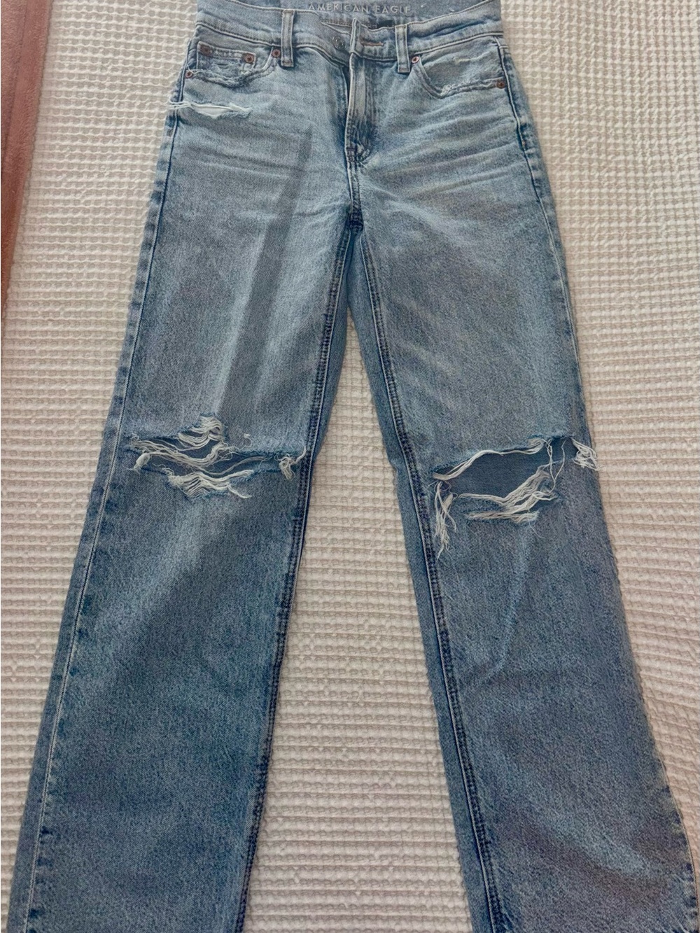 American Eagle Outfitters Light Wash Distressed Straight Leg Jeans